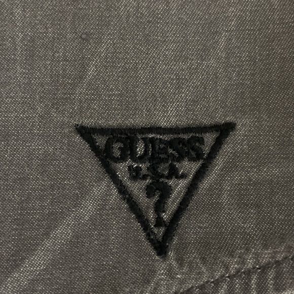 Guess Men’s Button Down Western Shirt Pearl Snap Size Medium Gray Black Trim - Picture 5 of 9